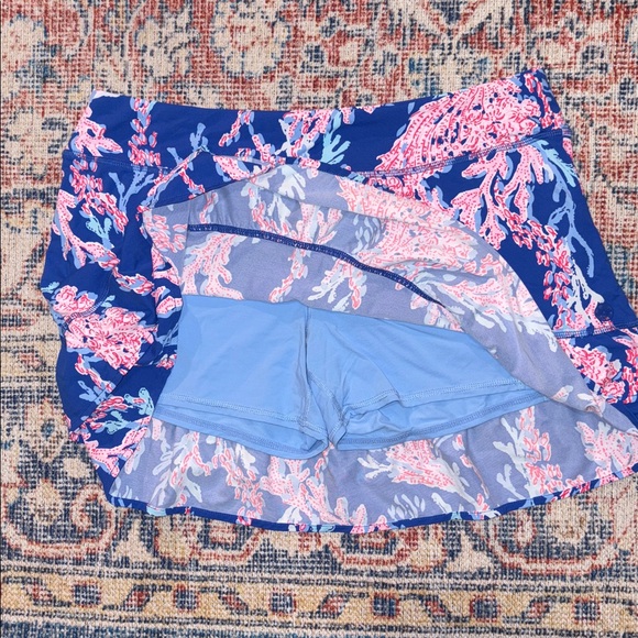 Lilly Pulitzer Luxletic UPF 50+ Fern Skort Borealis Blue Swim On Over SZ L EUC - Picture 4 of 6